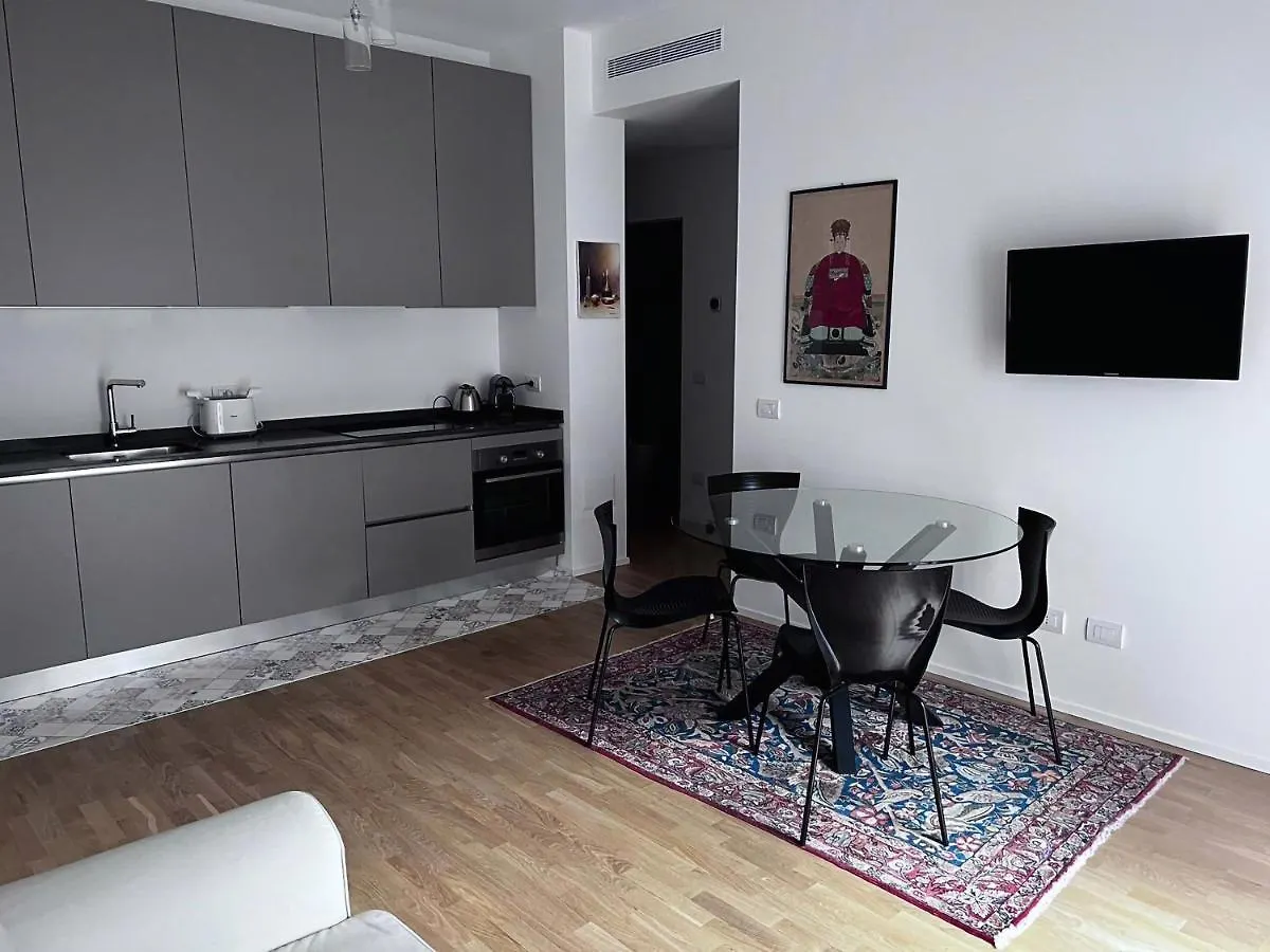 La Chicca Di Plinio Apartment Milan Italy