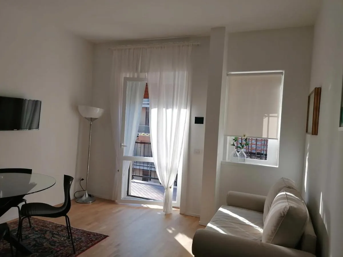 La Chicca Di Plinio Apartment Milan