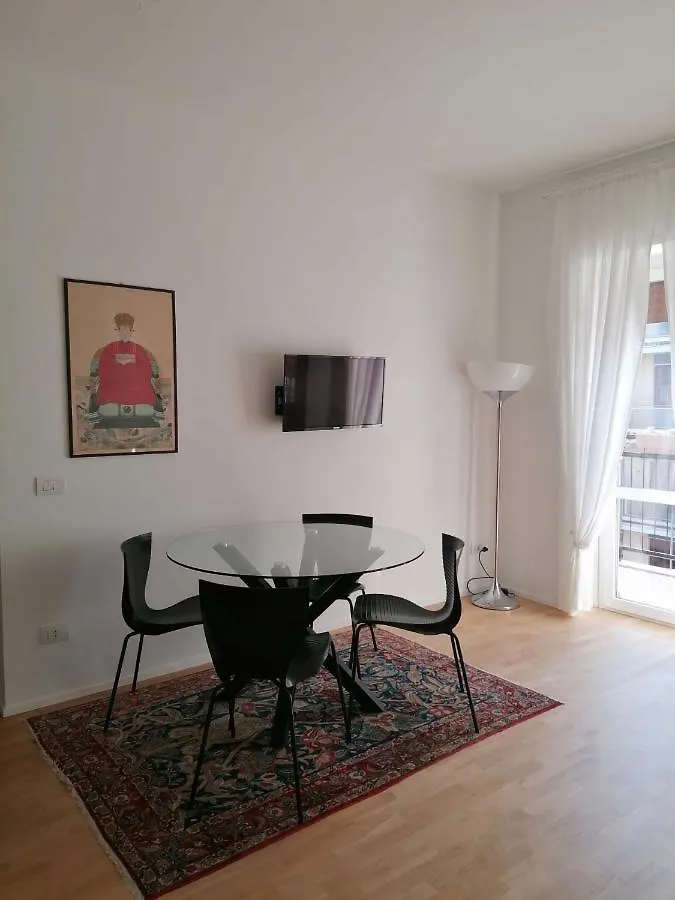 La Chicca Di Plinio Apartment Milan